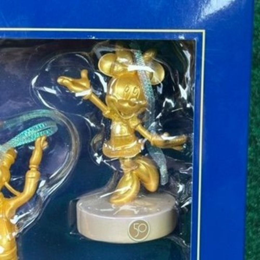 Walt‎ Disney World 50th Anniversary Fab 50 Gold Magic Kingdom Ornaments Mickey - Picture 8 of 13